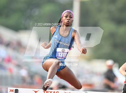 Thumbnail 1 in UIL 3A Track & Field Finals  photogallery.