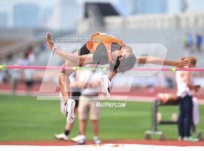 Thumbnail 1 in UIL 3A Track & Field Finals  photogallery.