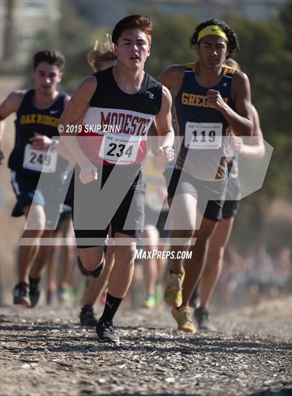 Thumbnail 3 in CIF Sac-Joaquin Section Cross Country Championships (D1 Boys) photogallery.