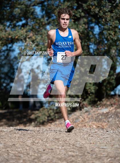 Thumbnail 3 in CIF Sac-Joaquin Section Cross Country Championships (D1 Boys) photogallery.