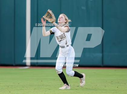 Thumbnail 1 in Neches vs. Jonesboro (UIL 1A Softball Final) photogallery.