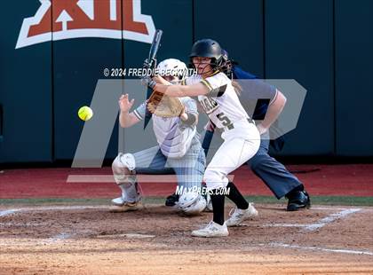 Thumbnail 2 in Neches vs. Jonesboro (UIL 1A Softball Final) photogallery.