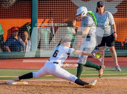 Thumbnail 2 in Neches vs. Jonesboro (UIL 1A Softball Final) photogallery.