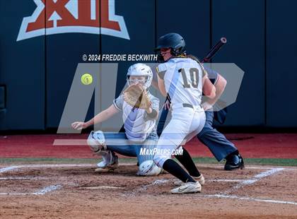Thumbnail 1 in Neches vs. Jonesboro (UIL 1A Softball Final) photogallery.