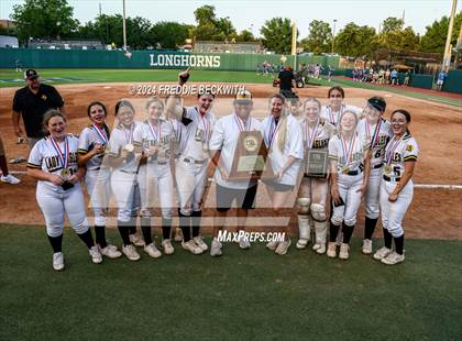 Thumbnail 3 in Neches vs. Jonesboro (UIL 1A Softball Final) photogallery.