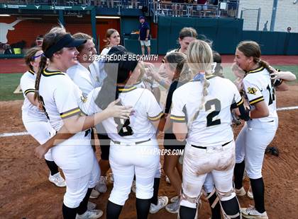 Thumbnail 3 in Neches vs. Jonesboro (UIL 1A Softball Final) photogallery.