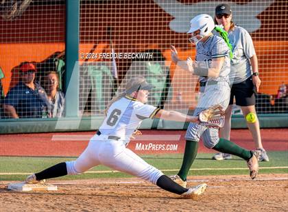 Thumbnail 1 in Neches vs. Jonesboro (UIL 1A Softball Final) photogallery.