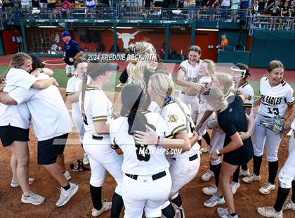 Thumbnail 2 in Neches vs. Jonesboro (UIL 1A Softball Final) photogallery.