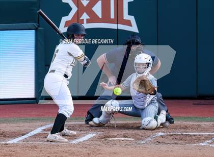 Thumbnail 1 in Neches vs. Jonesboro (UIL 1A Softball Final) photogallery.
