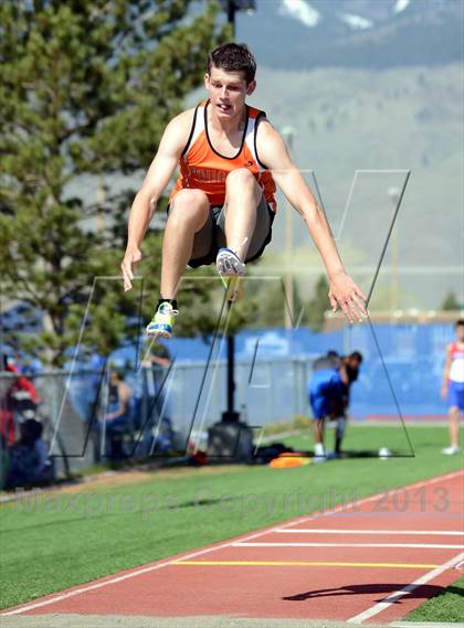 Thumbnail 1 in Carson Invitational photogallery.