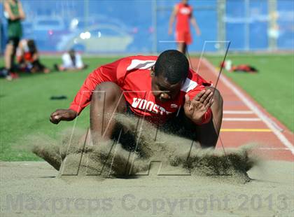 Thumbnail 3 in Carson Invitational photogallery.