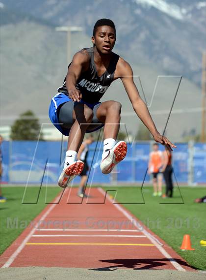 Thumbnail 2 in Carson Invitational photogallery.