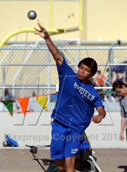 Thumbnail 2 in Carson Invitational photogallery.