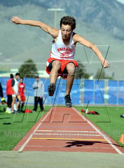 Thumbnail 1 in Carson Invitational photogallery.