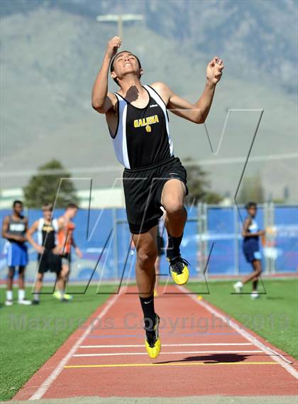 Thumbnail 2 in Carson Invitational photogallery.