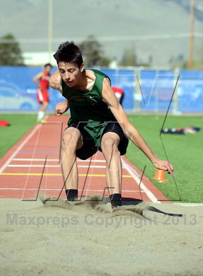 Thumbnail 1 in Carson Invitational photogallery.