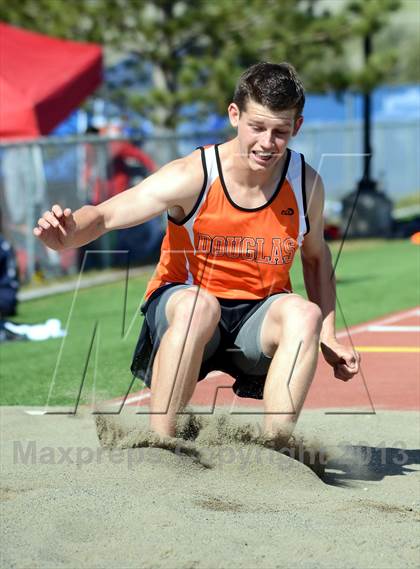 Thumbnail 3 in Carson Invitational photogallery.
