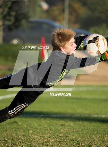 Thumbnail 1 in Whittier vs Maranatha photogallery.