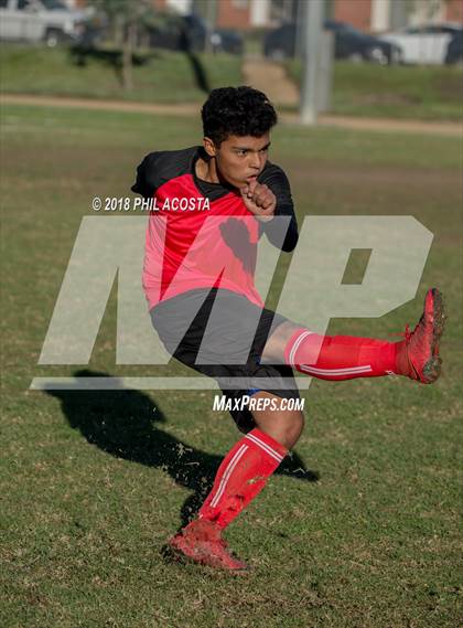 Thumbnail 1 in Whittier vs Maranatha photogallery.