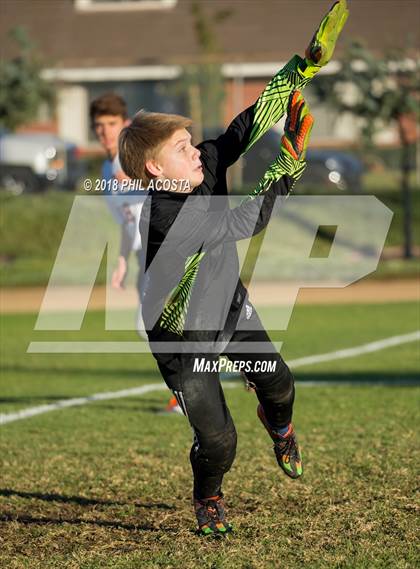 Thumbnail 3 in Whittier vs Maranatha photogallery.