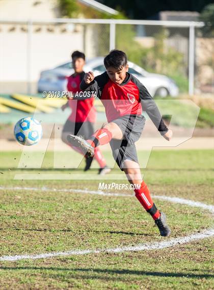 Thumbnail 1 in Whittier vs Maranatha photogallery.