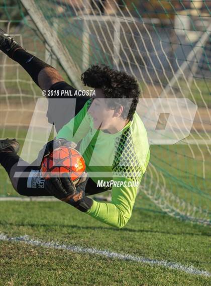 Thumbnail 1 in Whittier vs Maranatha photogallery.