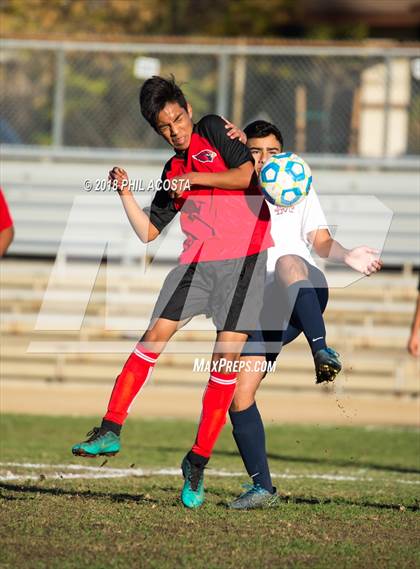 Thumbnail 2 in Whittier vs Maranatha photogallery.