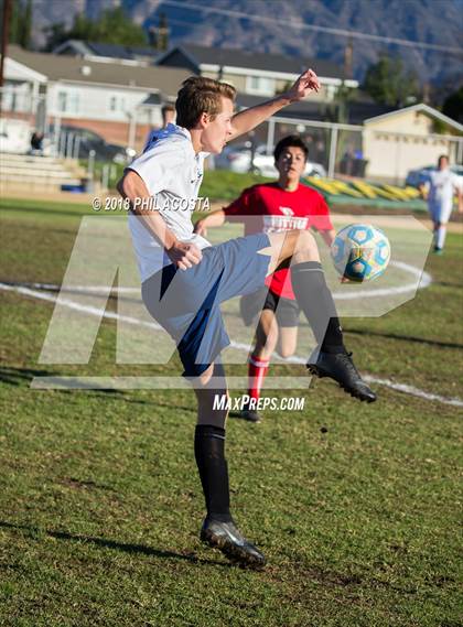 Thumbnail 2 in Whittier vs Maranatha photogallery.