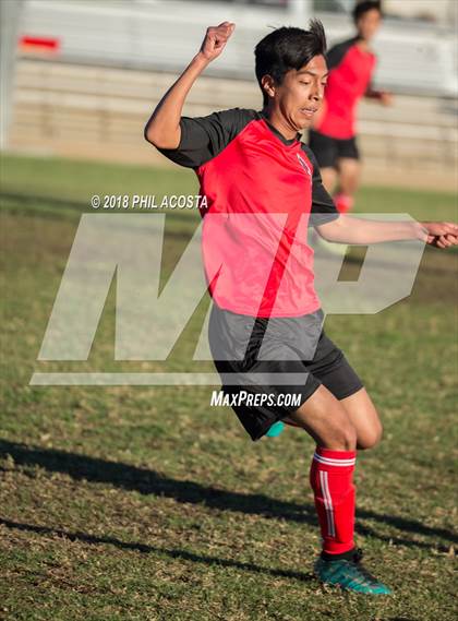 Thumbnail 2 in Whittier vs Maranatha photogallery.