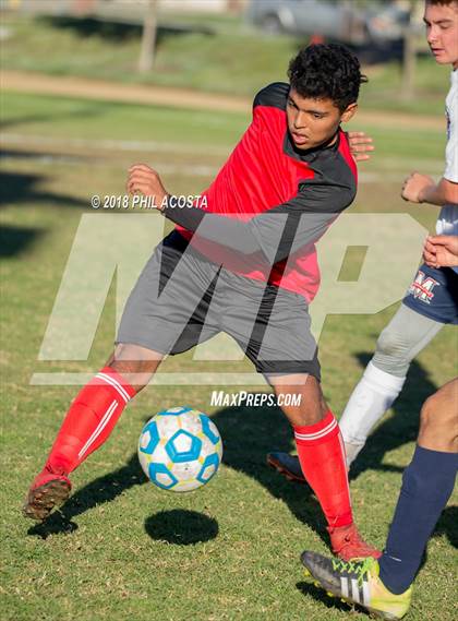 Thumbnail 1 in Whittier vs Maranatha photogallery.