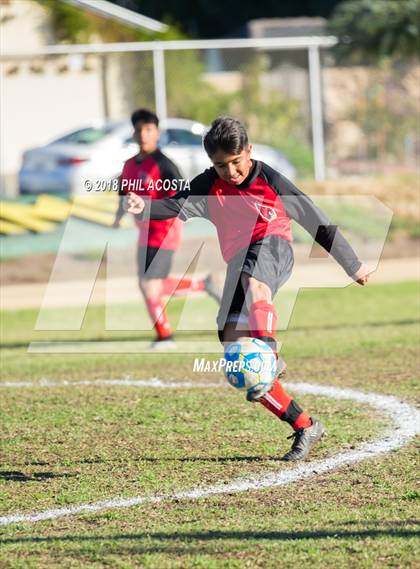 Thumbnail 3 in Whittier vs Maranatha photogallery.