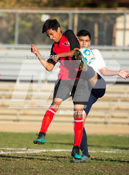 Thumbnail 3 in Whittier vs Maranatha photogallery.