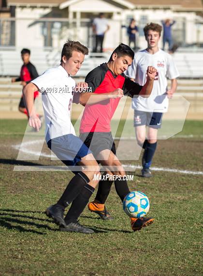 Thumbnail 2 in Whittier vs Maranatha photogallery.
