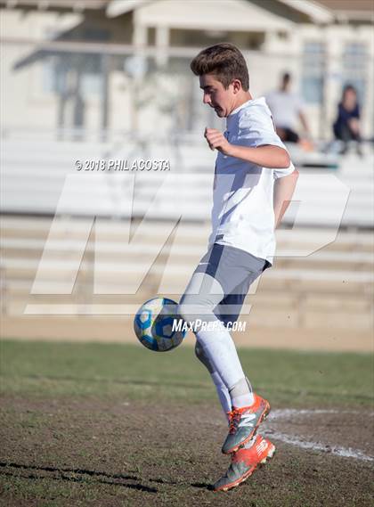 Thumbnail 3 in Whittier vs Maranatha photogallery.