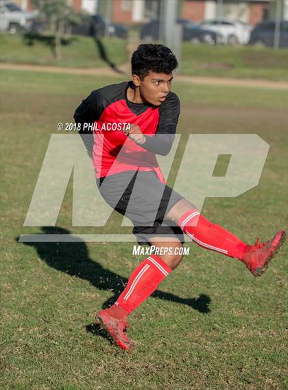 Thumbnail 2 in Whittier vs Maranatha photogallery.