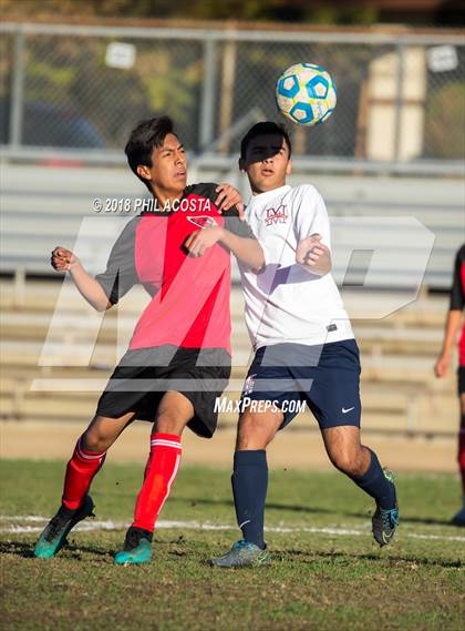 Thumbnail 3 in Whittier vs Maranatha photogallery.