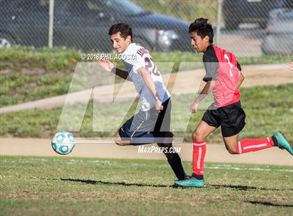 Thumbnail 2 in Whittier vs Maranatha photogallery.
