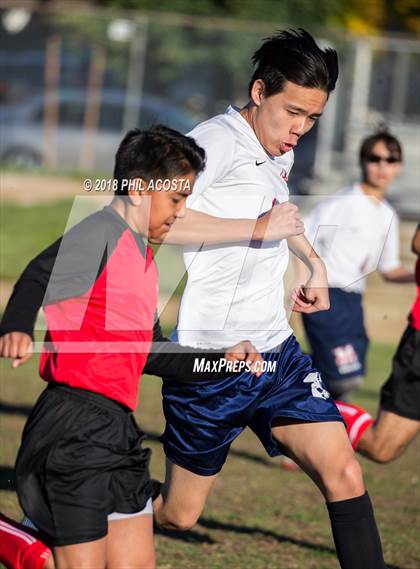 Thumbnail 3 in Whittier vs Maranatha photogallery.