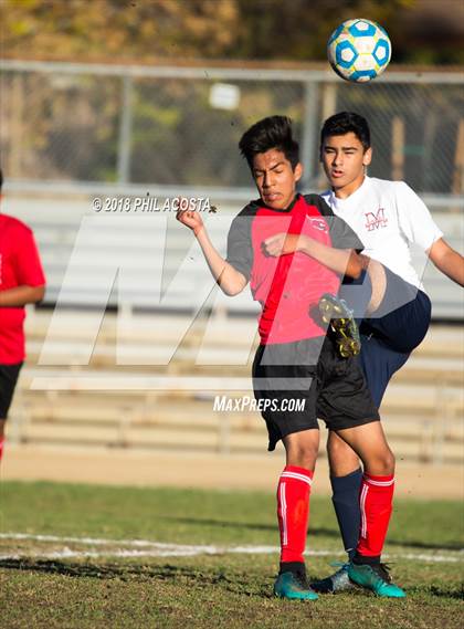 Thumbnail 2 in Whittier vs Maranatha photogallery.