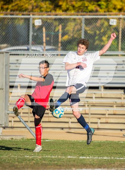 Thumbnail 3 in Whittier vs Maranatha photogallery.