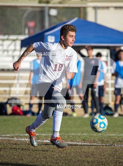 Thumbnail 2 in Whittier vs Maranatha photogallery.
