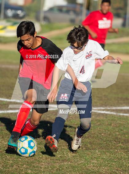 Thumbnail 2 in Whittier vs Maranatha photogallery.