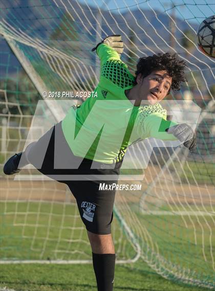 Thumbnail 2 in Whittier vs Maranatha photogallery.