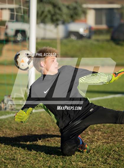 Thumbnail 3 in Whittier vs Maranatha photogallery.