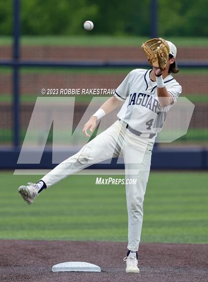 Thumbnail 1 in Flower Mound vs. Weatherford (UIL 6A Regional Semifinal Game 2) photogallery.