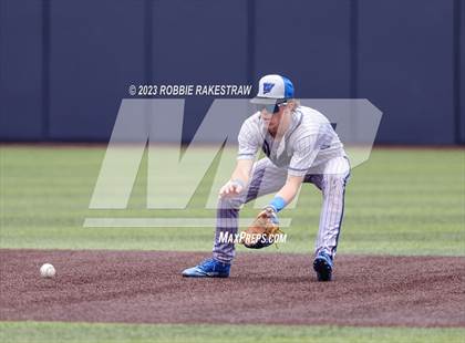 Thumbnail 2 in Flower Mound vs. Weatherford (UIL 6A Regional Semifinal Game 2) photogallery.