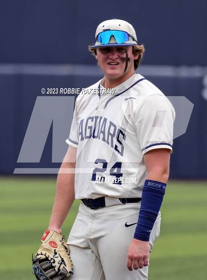 Thumbnail 2 in Flower Mound vs. Weatherford (UIL 6A Regional Semifinal Game 2) photogallery.