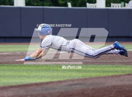 Thumbnail 3 in Flower Mound vs. Weatherford (UIL 6A Regional Semifinal Game 2) photogallery.
