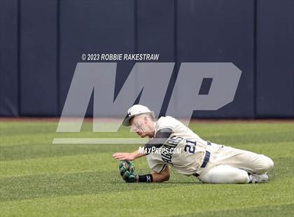 Thumbnail 1 in Flower Mound vs. Weatherford (UIL 6A Regional Semifinal Game 2) photogallery.