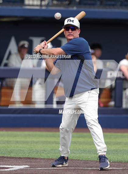 Thumbnail 1 in Flower Mound vs. Weatherford (UIL 6A Regional Semifinal Game 2) photogallery.
